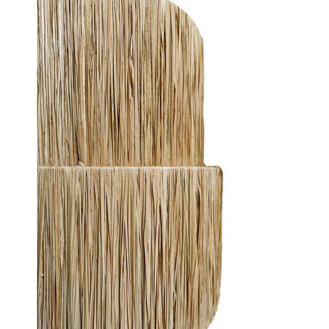 2020s Organic Modern Coastal Natural Grass Tiered Wall Sconce For Sale - Image 5 of 9
