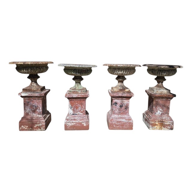 Large French Garden Urns in Cast Iron with Terracotta, 1840s, Set of 2 For Sale