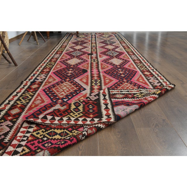 Tribal 1970s Vintage Turkish Oushak Handmade Wool Cotton Pink Runner Rug For Sale - Image 3 of 11