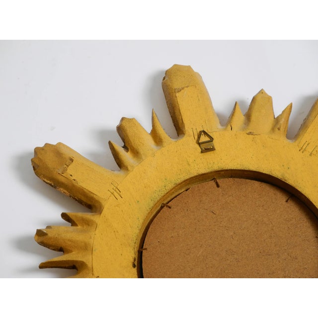 Mid-Century Modern Italian Sunburst Wall Mirror in Wood and Resin, 1950s For Sale - Image 13 of 15