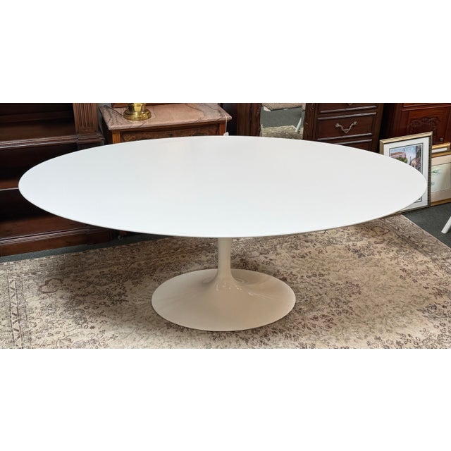 Design Plus Gallery presents the Medium Size Saarinen Dining Table by Eero Saarinen for Knoll Studio. This dining room...