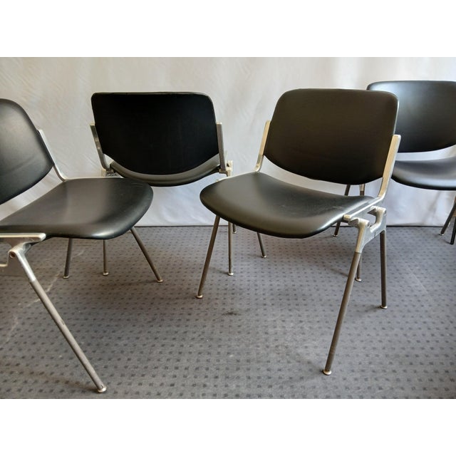 DSC 106 Chair by Giancarlo Piretti for Castelli, 1960s, Set of 4 For Sale - Image 6 of 18