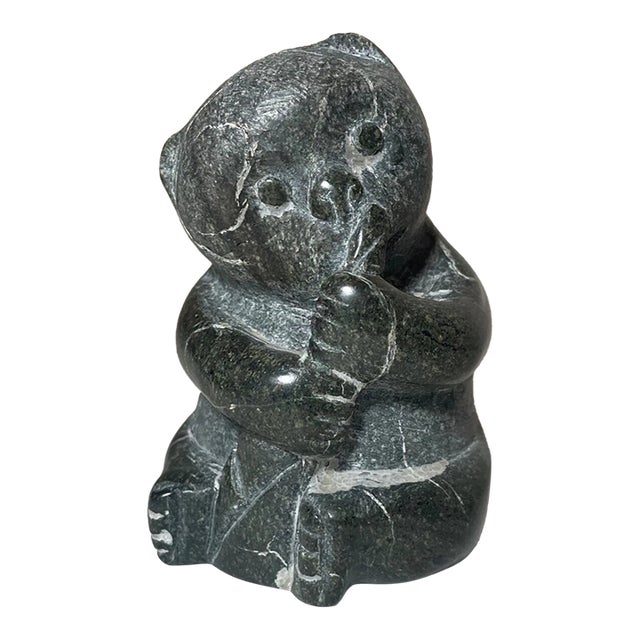 Vintage Hand Carved Soapstone Canada Bear Eating Eskimo Art Sculpture Inuit For Sale