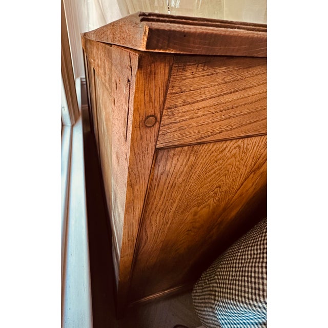 French 18th Century French Louis XV Enfilade/Buffet For Sale - Image 3 of 4