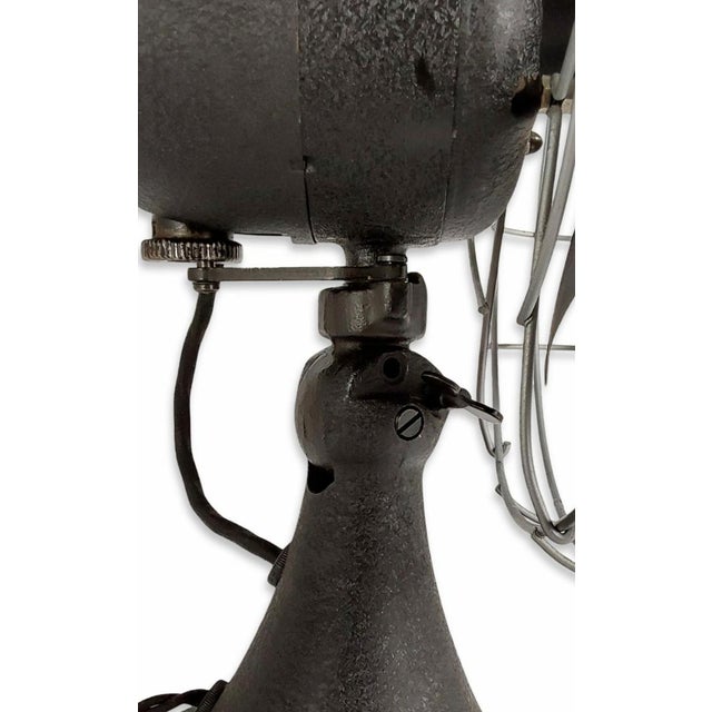 1940s Circa Late 1940's to Early 1950's Emerson Oscillating Desk Fan Type 79646-At For Sale - Image 5 of 8