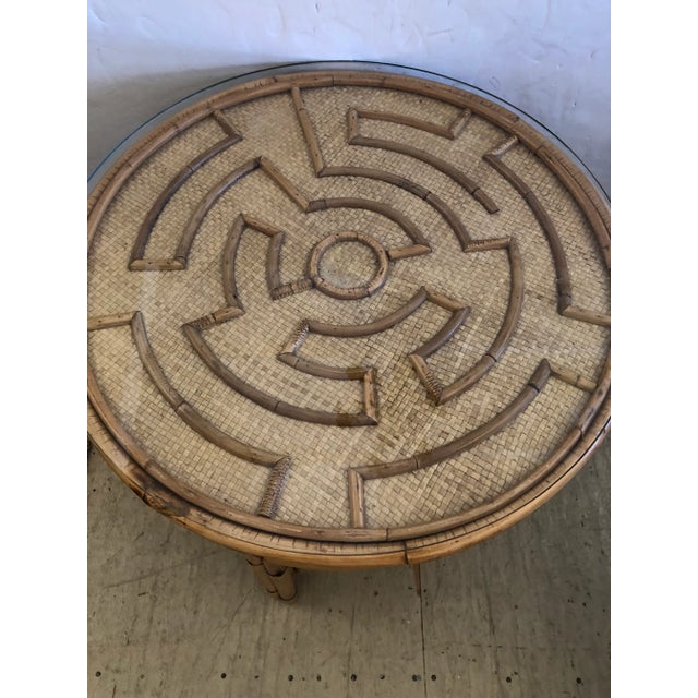 Brown Round Rattan & Bamboo Side Table in the Style of McGuire For Sale - Image 8 of 10