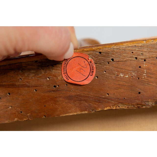 French Louis XV Beechwood Duchesse Brisee Chaise by P. Remy Ca. 1765 For Sale - Image 16 of 18