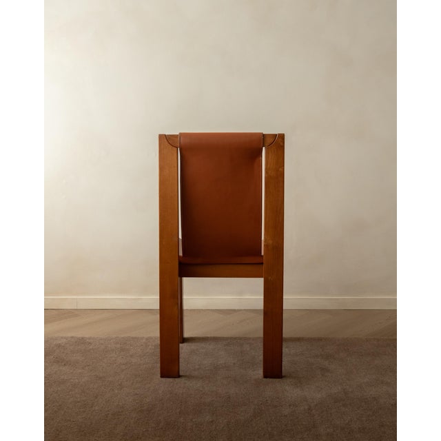 Brutalist Elm and Leather Dining Chairs attributed to Giovanni Luigi Gorgoni for Roche Bobois, 1970s, Set of 7 For Sale - Image 10 of 18