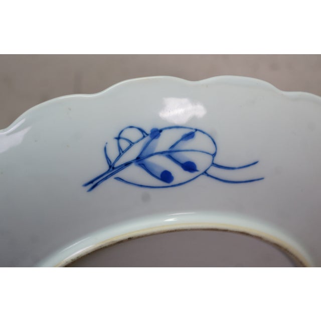 Red Antique Japanese Scalloped Floral Porcelain Imari Dinner Plate 10" For Sale - Image 8 of 9