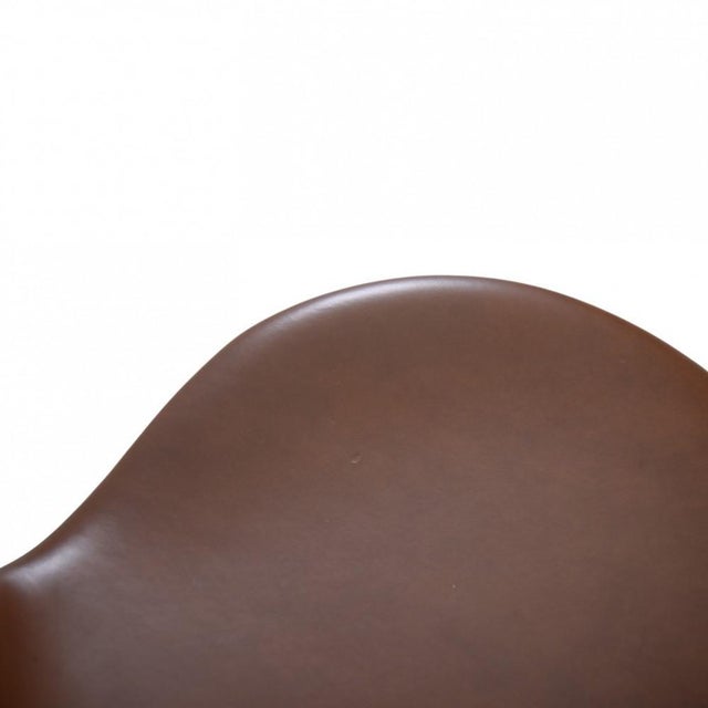 3117 Office Chair in Mokka Classic Leather by Arne Jacobsen for Fritz Hansen, 1997 For Sale - Image 6 of 12