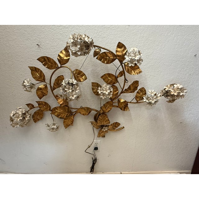 1960s Hollywood Regency Wrought-Iron Hydrangea Wall Lamp, Four Light For Sale - Image 5 of 5