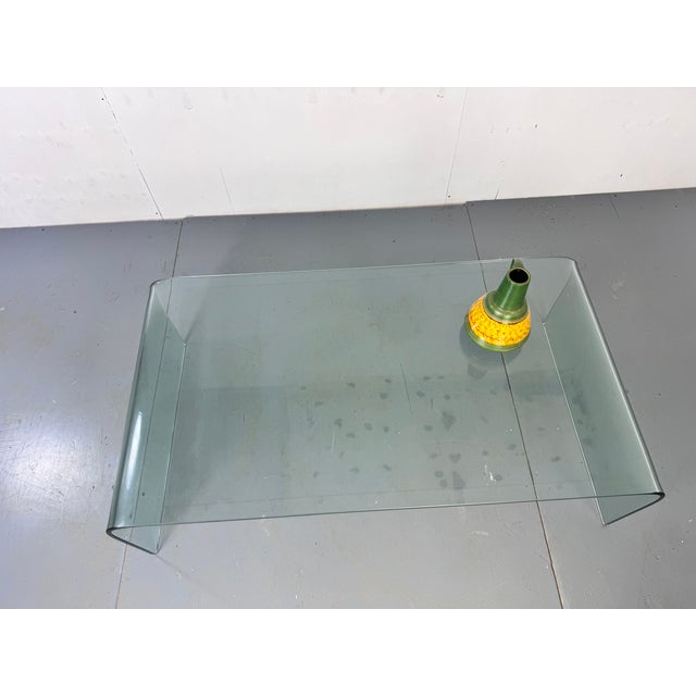 Modern Italian Glass Waterfall Side Table from Fiam, 1980s For Sale - Image 4 of 10