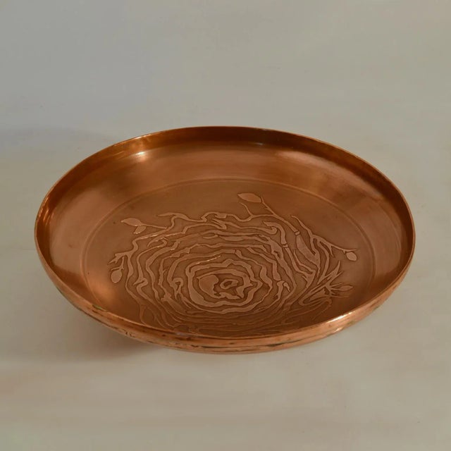 Large Decorative Copper Bowl with Etched Motive For Sale - Image 4 of 10