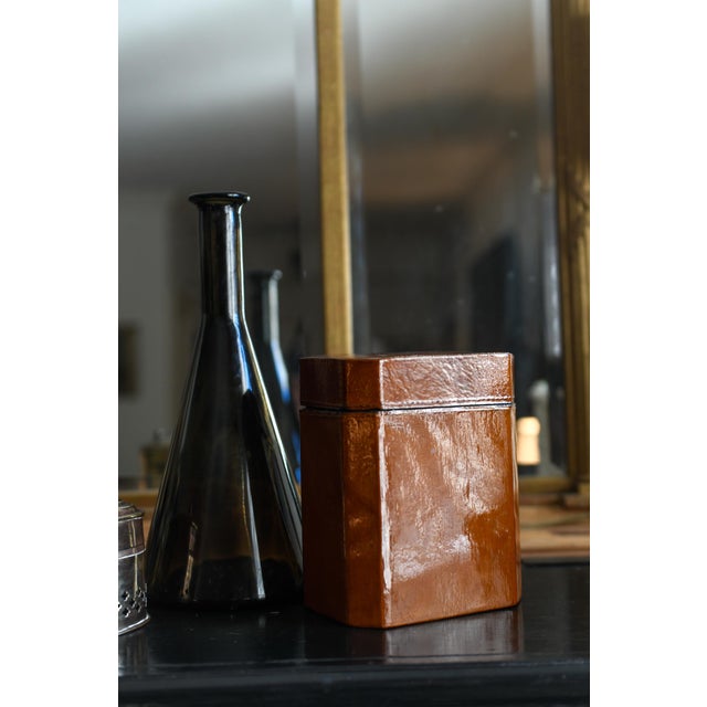 1970s Vintage Chinese Brown Octagonal Lacquer Box Tea Caddy Tall 6" For Sale - Image 5 of 6