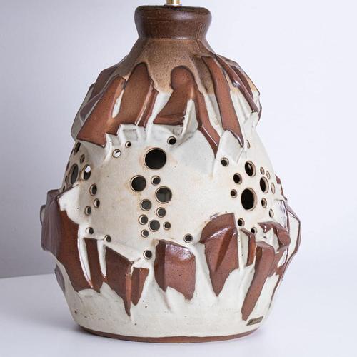 1970s White Brique Ceramic Floor Table Lamp with Silk Lampshade attributed to R. Houben, 1970s For Sale - Image 5 of 13