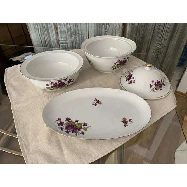 Henneberg Porcelain 1777 Dinner Set, 1960s, Set of 3 For Sale - Image 4 of 10
