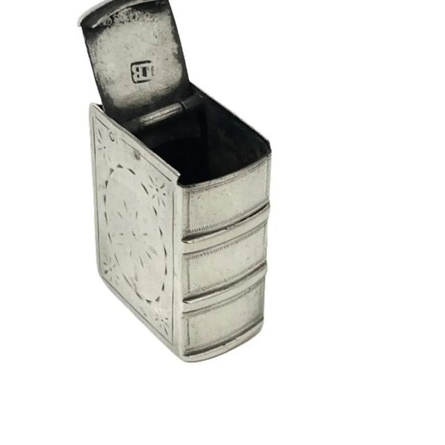 19th Century Silver Loderein or Snuff Box in the Shape of a Book For Sale - Image 3 of 8