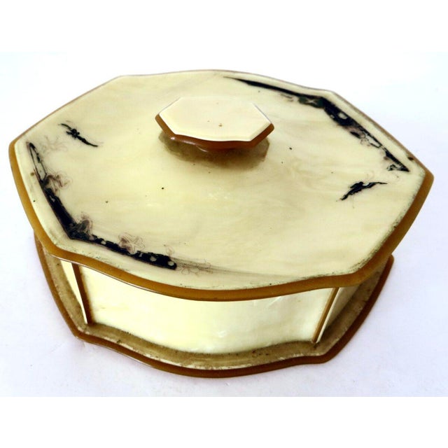 Plastic Art Deco (7) Piece Celluloid Vanity "Necessaire" Grooming Set. C. 1930 For Sale - Image 7 of 17
