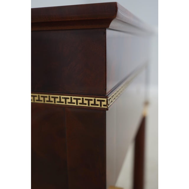 Kindel Neoclassical Mahogany Winterthur End Table For Sale - Image 16 of 18