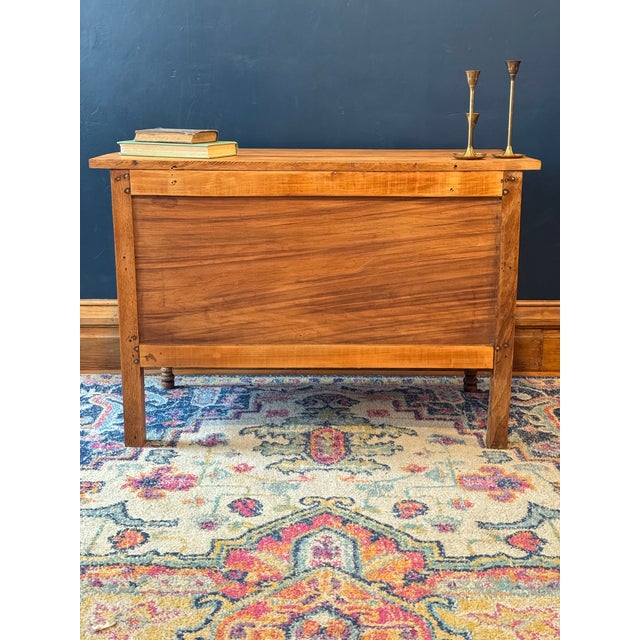 American 19th-Century American Golden Oak Commode Dresser With Tilting Mirror For Sale - Image 3 of 9