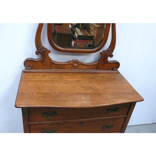 Antique Serpentine Tiger Oak Dresser with Mirror, 1890s For Sale - Image 4 of 7