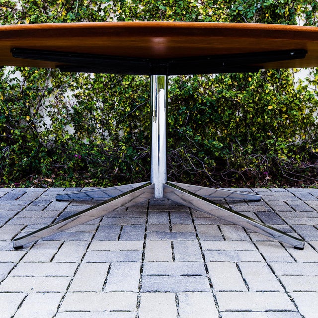 Florence Knoll Vintage 1960s Florence Knoll Attributed X Base Burl Wood Dining or Conference Table For Sale - Image 4 of 12