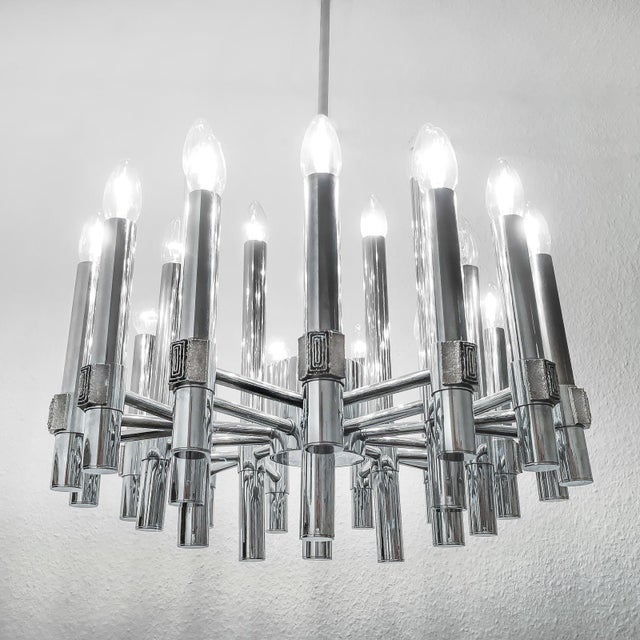 Brutalist 25-Light Chandelier in Chrome by Angelo Brotto for Esperia, Italy, 1960s For Sale - Image 9 of 9