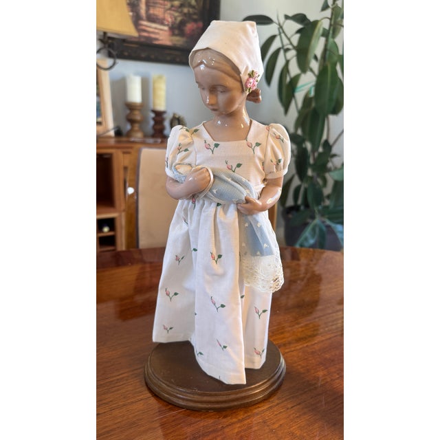 Vintage Bing & Grondahl Mary Doll and Baby Porcelain Figurine 1983 Denmark For Sale - Image 17 of 17
