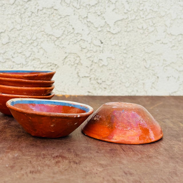 Late 20th Century Mexican Hand-Painted Terracotta Condiment Bowls - Set of 6 For Sale - Image 10 of 13
