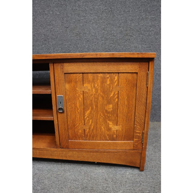 Stickley Mission Oak 62" Tv Media Console Cabinet For Sale - Image 10 of 18