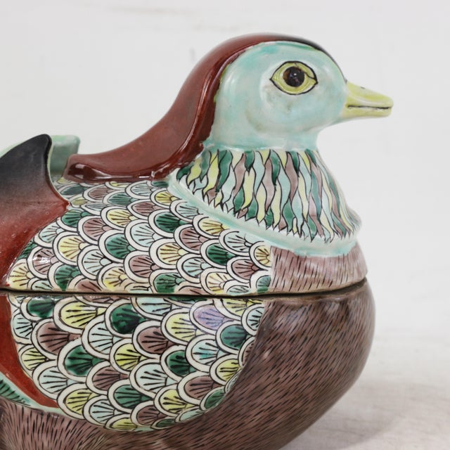 Chinese Vintage Chinese Famille Verte Porcelain Mandarin Duck Hand-Painted Covered Bowl For Sale - Image 3 of 13