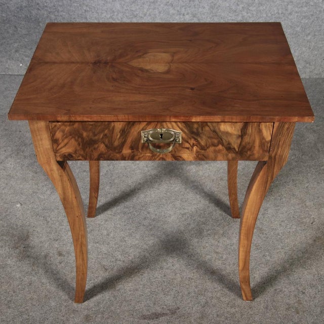 Small Antique Walnut Side or Sewing Table, 1840s For Sale - Image 9 of 18