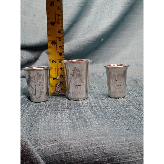Early 20th Century 84 Zolotnik Silver Kiddush Cups Israel Zakhoder and Heirs - Set of 3 For Sale - Image 4 of 18