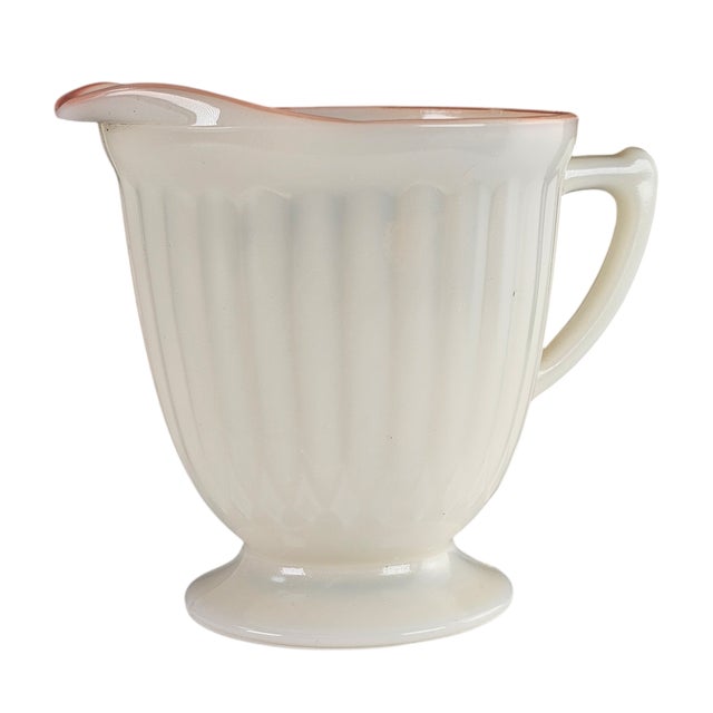 Note: Slightly fluoresces green Measurements: 4.25"H x 3" x 3.375" Style: Retro, Farmhouse, Cottage Weight : 8 oz Origin:...