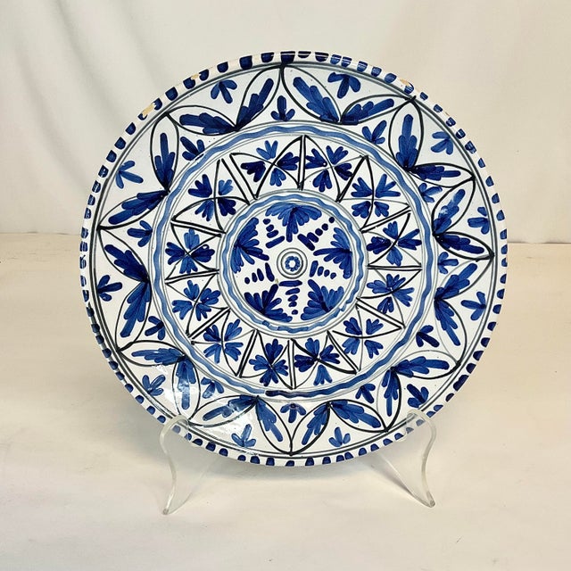 Ceramic Mid-Century Boho Chic Mexican Folk Art Hand Painted Pottery Plate in Blue & White For Sale - Image 7 of 9