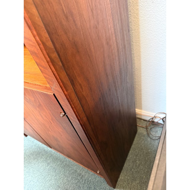Glenn of California American Walnut Bookshelf + Cabinet, Mid 20th Century For Sale - Image 12 of 12