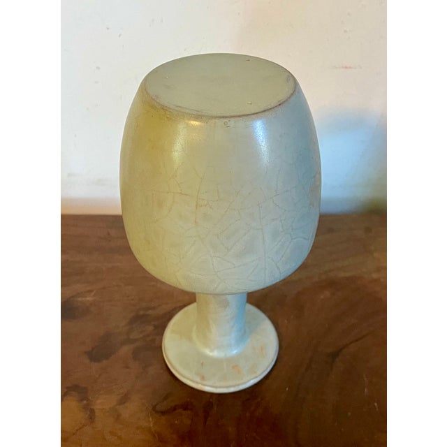 Chinese Celadon Crackle Glaze Mallet Shape Vase - Early 20th Century in the Style of Song Dynasty Imperial Ceramics For Sale - Image 9 of 14