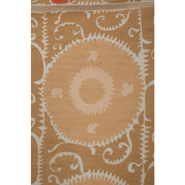 Sand 1960s Suzani Wall Hanging Decor With Pastel Colors For Sale - Image 8 of 11