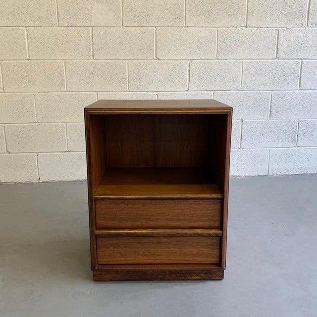 1950s T H Robsjohn Gibbings For Widdicomb Walnut Nightstand Chairish