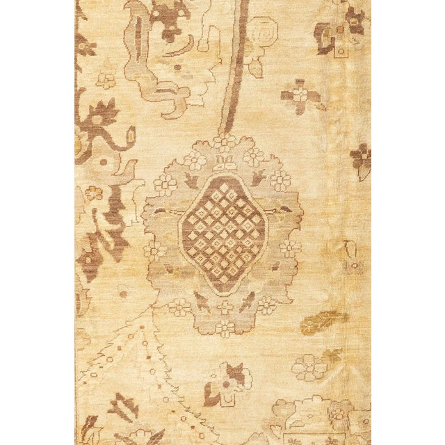 Late 20th Century Palace Size Pishawar Rug - 15'1" x 24'5" For Sale In New York - Image 6 of 13