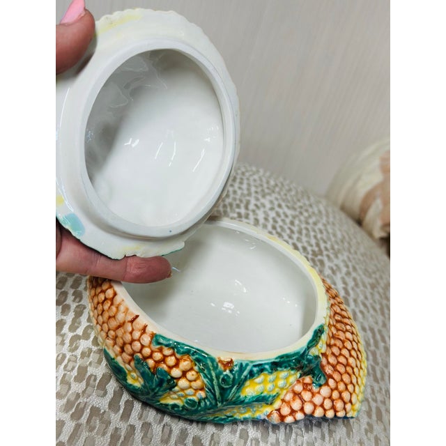 1980s Vintage Vietri Ceramic Shell Box For Sale - Image 5 of 6