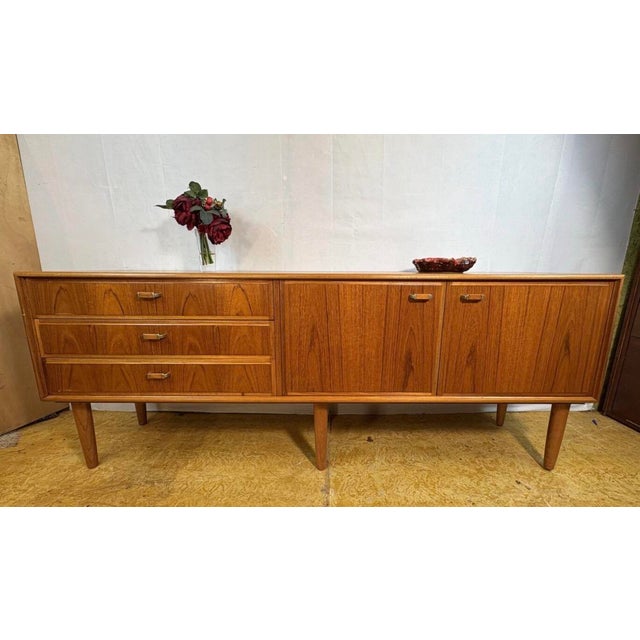 Vintage Teak Sideboard from Turnidge of London, 1960 For Sale - Image 11 of 12