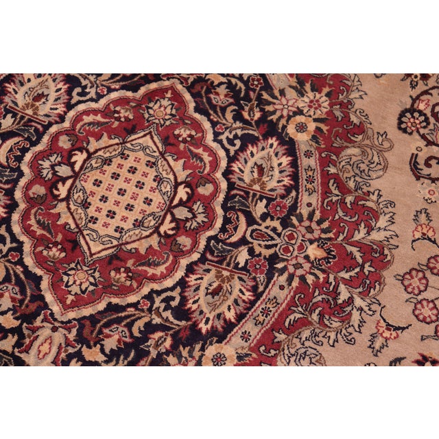 Medallion 1990's Tan/Blue Wool Rug - 8'0'' X 10'1'' For Sale - Image 4 of 9