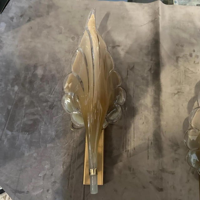 Mid-Century Modern A 1970s Mid-Century Modern Brown Murano Glass Leaf Wall Sconce by Franco Luce For Sale - Image 3 of 12