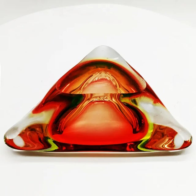 Vintage Italian Triangular Ashtray in Murano Glass, 1960s For Sale - Image 6 of 7
