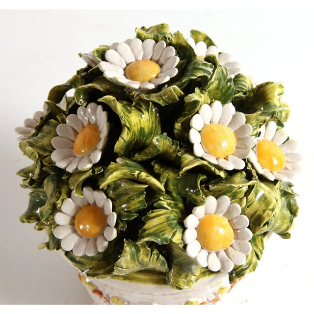 Vintage Mid Century Italian Majolica Ceramic Figural Pot of Daisy Flowers - Pair Available For Sale In Providence - Image 6 of 10