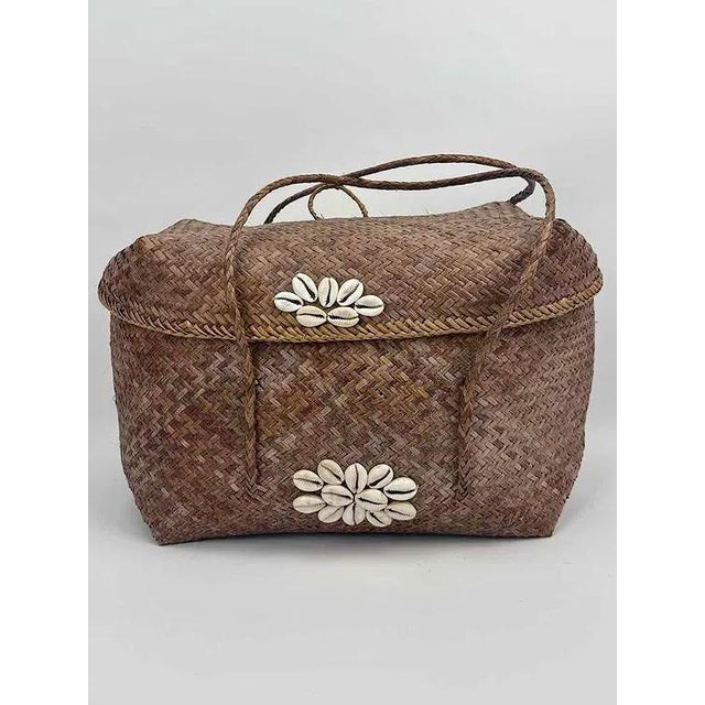 Three Vintage Handwoven Rattan and Shell Bags / Baskets For Sale - Image 10 of 14