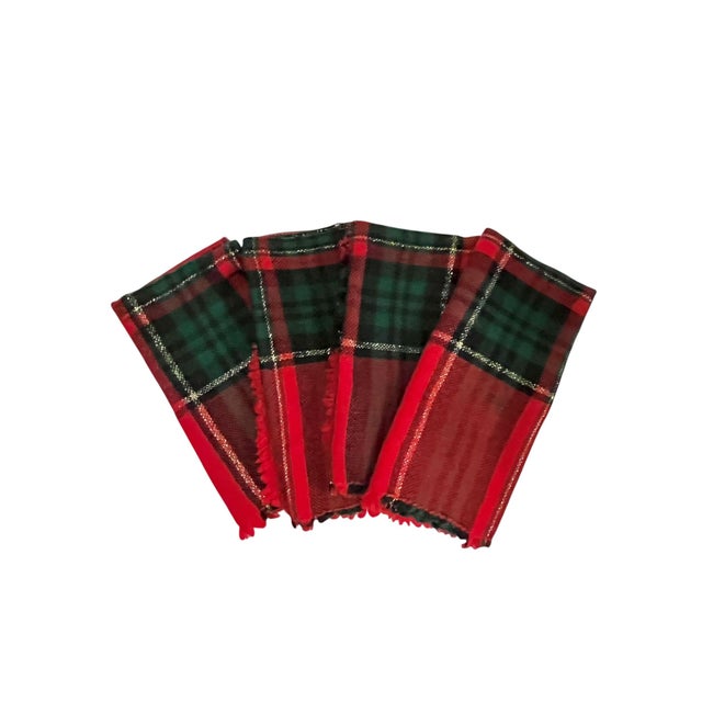 Fun set of matching napkins and round tablecloth inspired by Ralph Lauren Christmas. The fabric is a traditional red and...