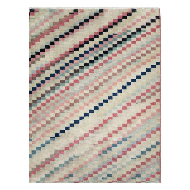 Galerie Shabab Collection Mid-20th Century Handmade Turkish Anatolian Gallery Rug For Sale - Image 4 of 10