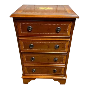 Early 20th Century Federal Style Satinwood Mahogany Inlaid Small Chest.